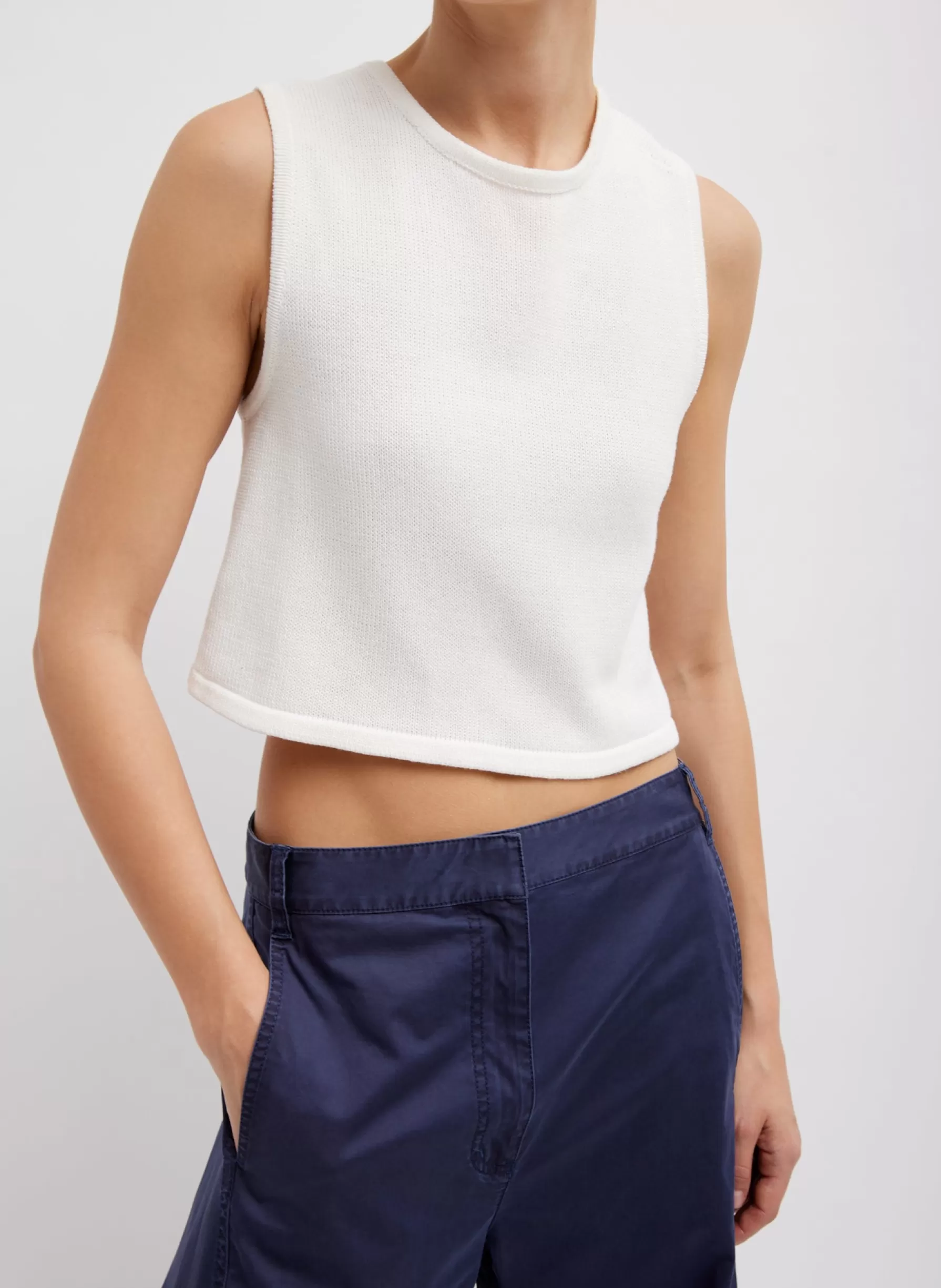 Tibi Cotton Criss Cross Cropped Sleeveless Sweater White Sale