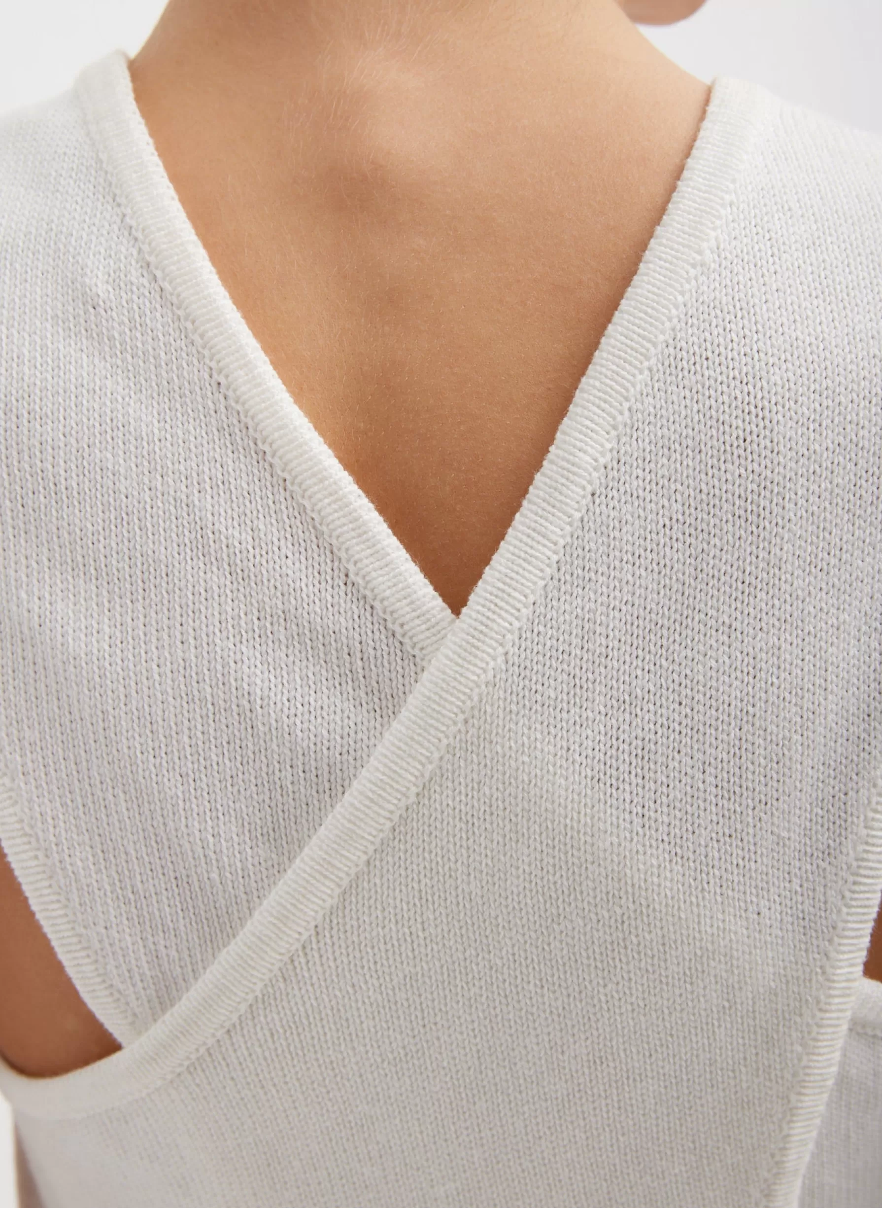 Tibi Cotton Criss Cross Cropped Sleeveless Sweater White Sale